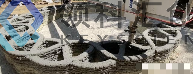 建筑師用泥土3D打印了環(huán)保雞舍 8b82b9014a90f603a27b6ad968d79310b251edb2(1)