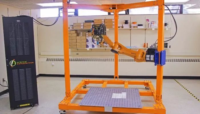 庫(kù)卡、ABB等12家機(jī)械臂3D打印解決方案 圖片